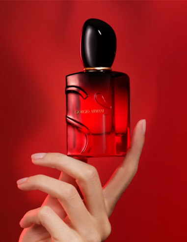 ARMANI Sì PASSASIONE EAU DE PARFUM...